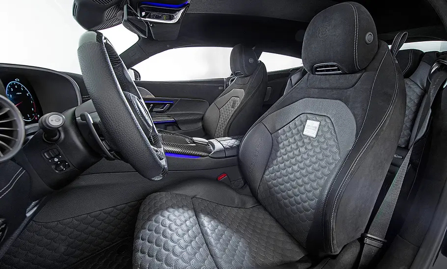 Die Vordersitze des Brabus Rocket GTS