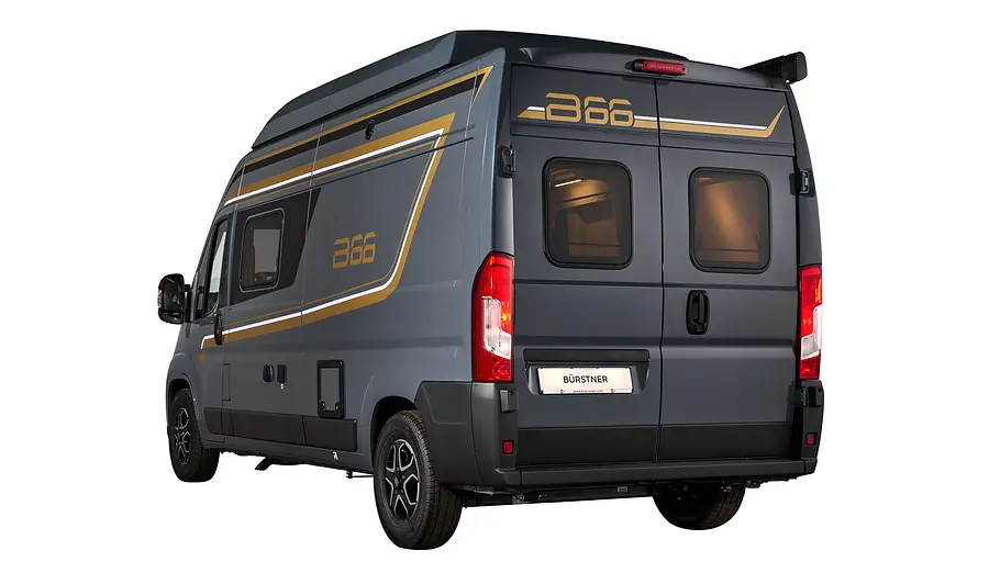Bürstner B66 Campervan Das Bild zeigt den Bürstner B66 Campervan statisch von schräg hinten links fotografiert.