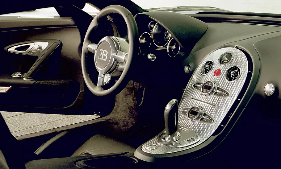 Bugatti Veyron (2005)