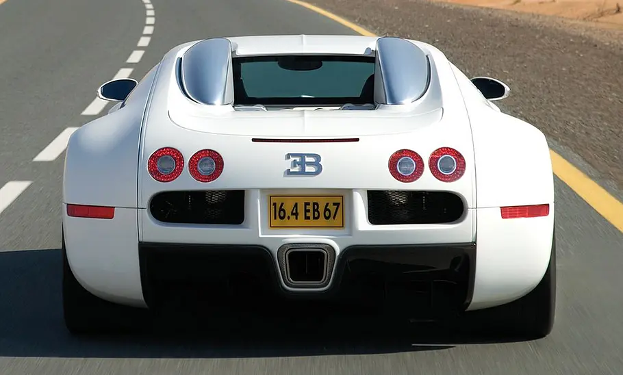 Bugatti Veyron (2005)