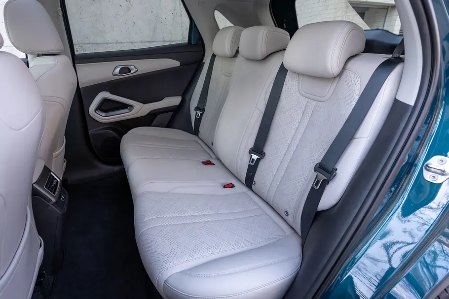 BYD Atto 2 DM-i Ansicht auf die Rücksitzbank des BYD Atto 2 DM-i.