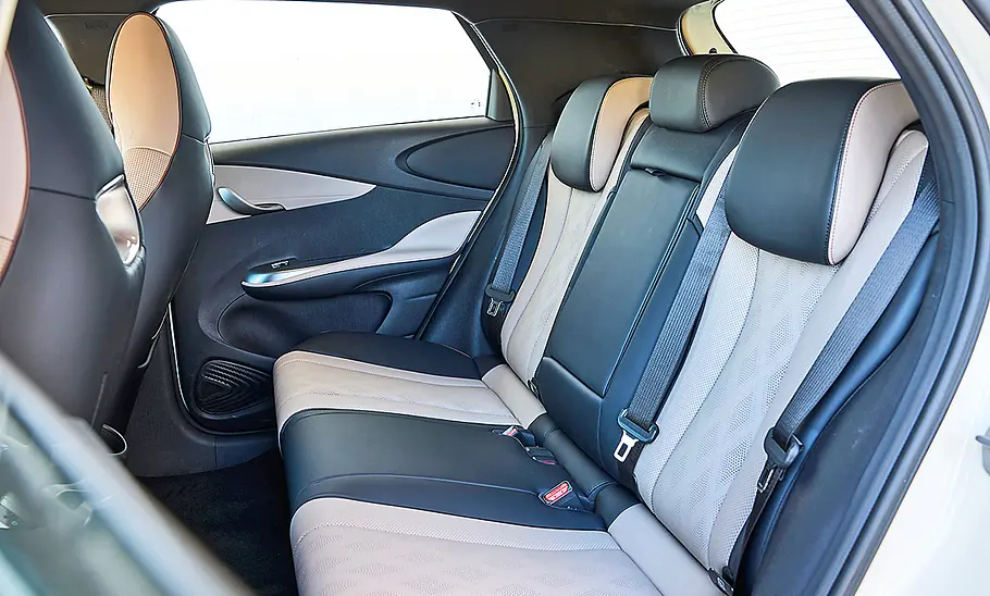 BYD Dolphin (2023)