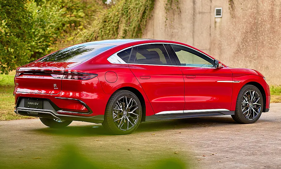 BYD Han (2022) BYD Han (2022)