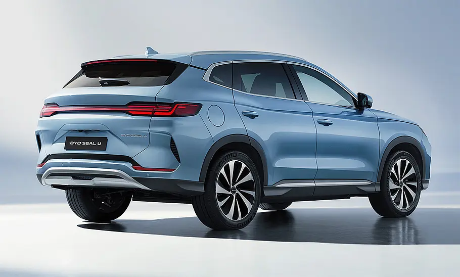 BYD Seal U (2024) von hinten rechts