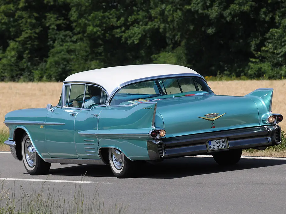 Cadillac Sedan Deville