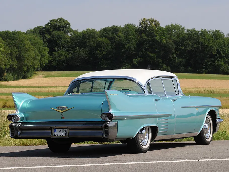 Cadillac Sedan Deville