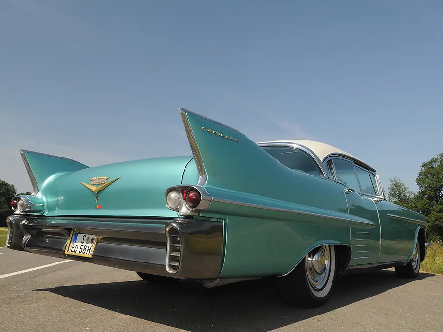 Cadillac Sedan Deville