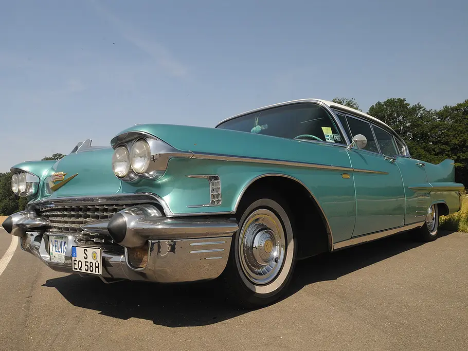 Cadillac Sedan Deville