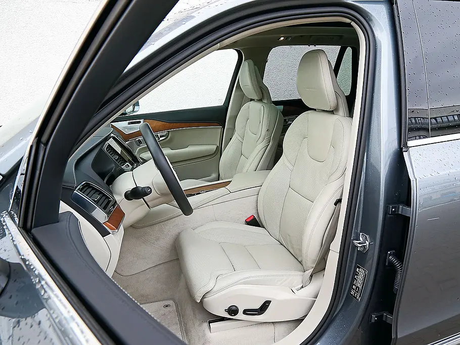 Volvo XC 90 T6 AWD