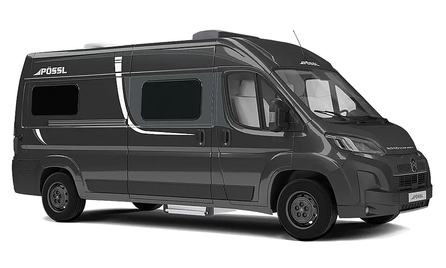 Ansicht des Pössl Roadstar 600 L von schräg vorne.