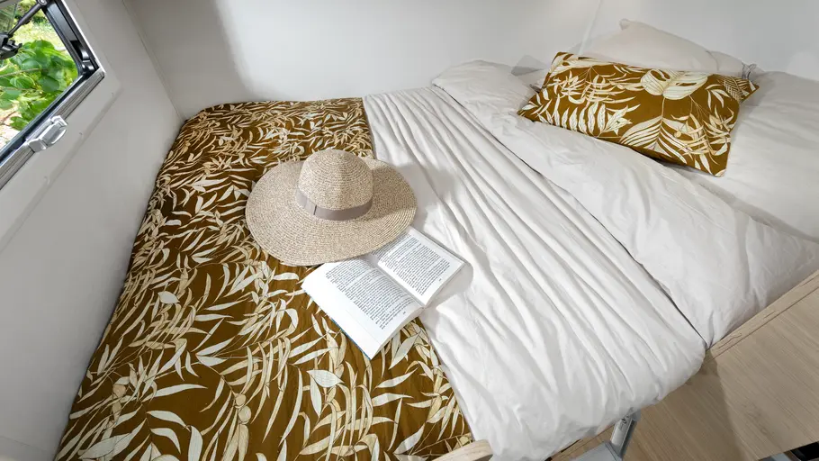 Challenger S194 (2026) Die Innenaufnahme zeigt das Schlafzimmer im Challenger S194 (2026).