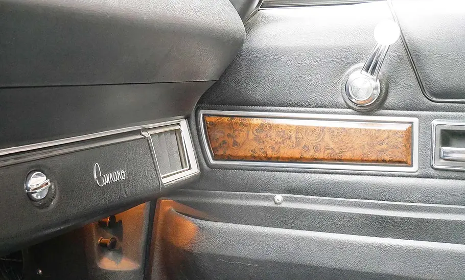 Chevrolet Camaro (2. Generation) Zierrat