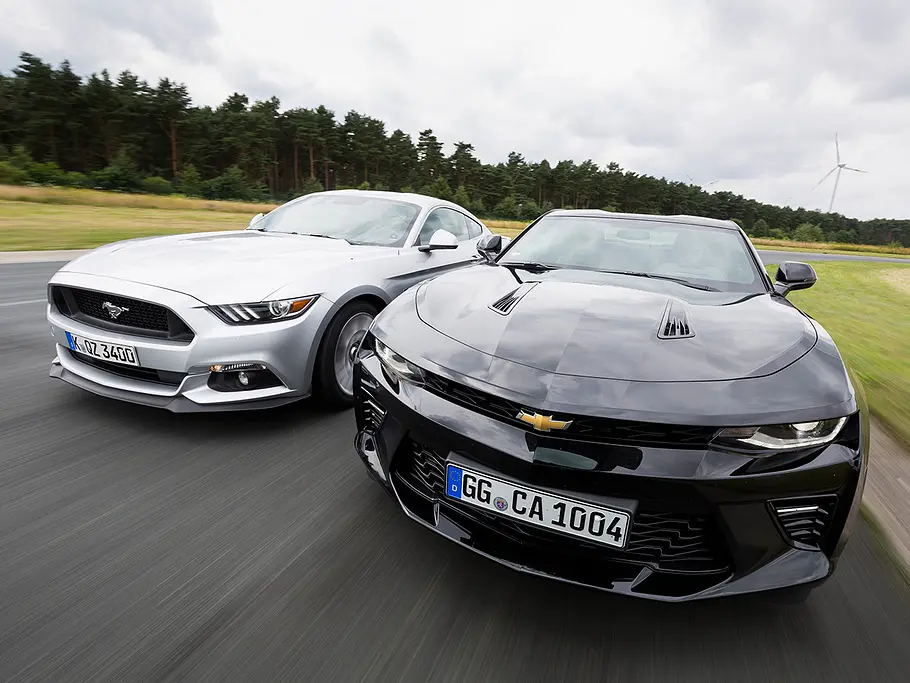 Ford Mustang/Chevrolet Camaro: Vergleich Ford Mustang/Chevrolet Camaro: Vergleich