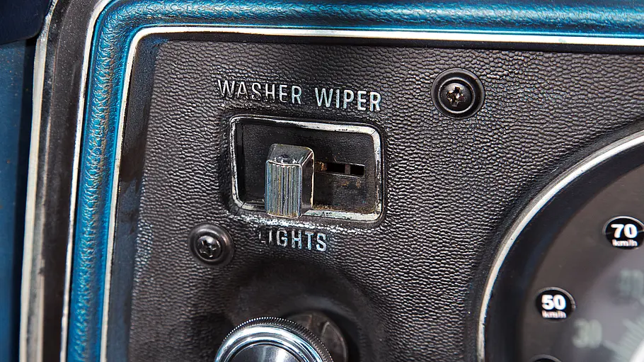 Detailansicht des washer, wiper, lights-Schalter in der Chevrolet Chevelle.