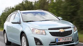 Chevrolet Cruze Station Wagon 1.7 D - Front
