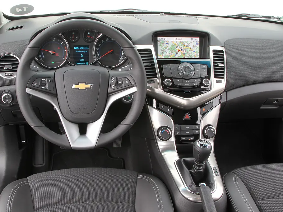 Chevrolet Cruze Station Wagon 1.7 D Chevrolet Cruze Station Wagon 1.7 D - Cockpit
