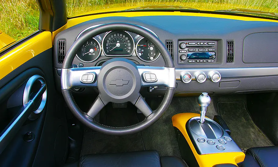 Das Cockpit des Chevrolet SSR.