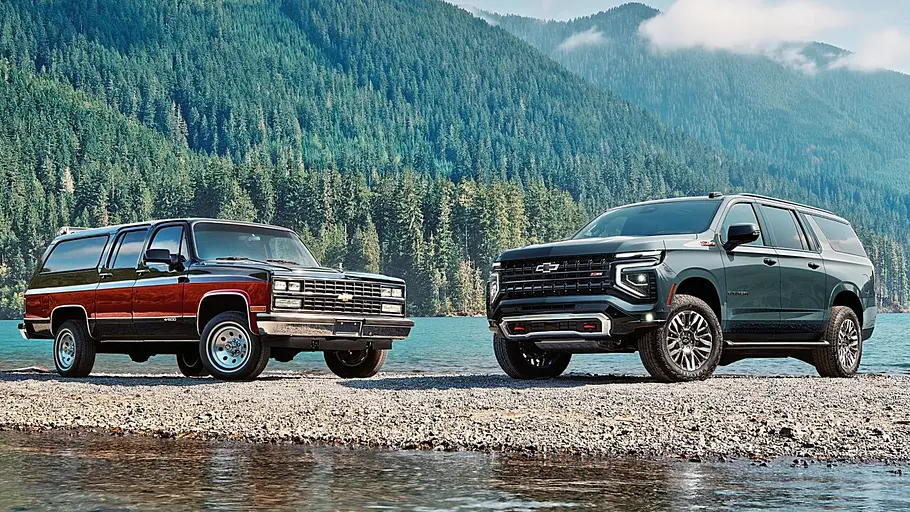 Chevrolet Suburban von schräg vorne fotografiert. 