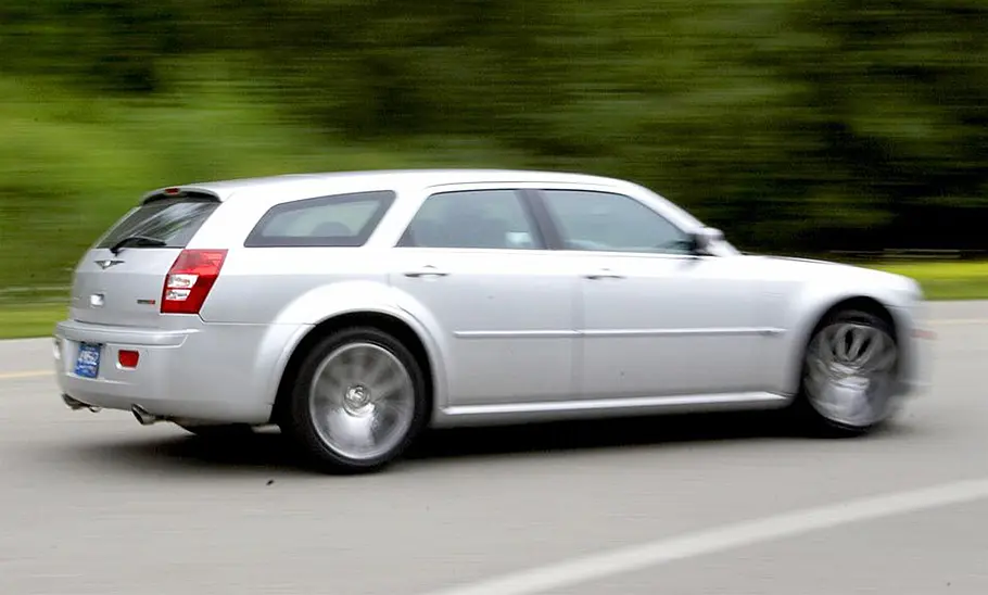 Chrysler 300C Touring SRT8 (2007) Chrysler 300C Touring SRT (2007)