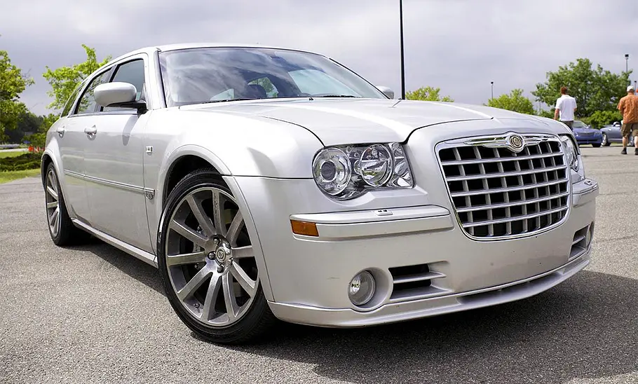 Chrysler 300C Touring SRT8 (2007) Chrysler 300C Touring SRT (2007)