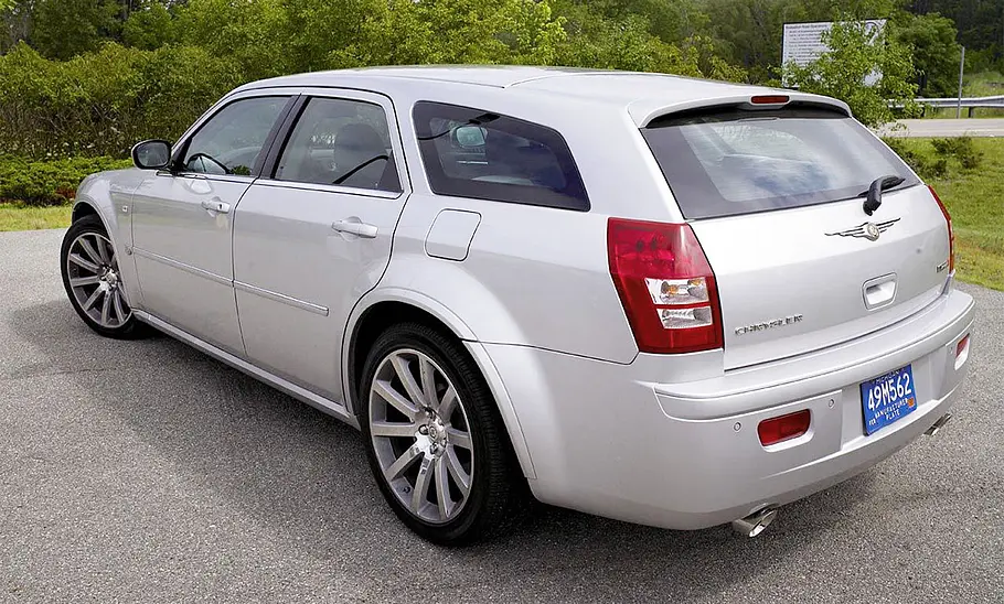 Chrysler 300C Touring SRT8 (2007) Chrysler 300C Touring SRT (2007)