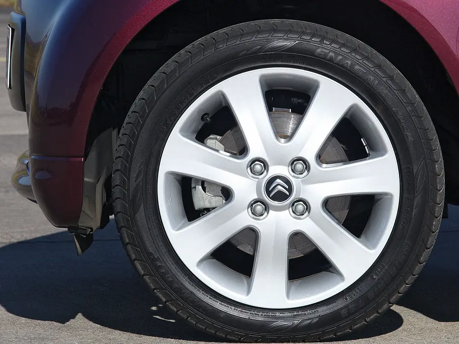 Reichweitentest Elektroautos Citroën C-Zero 145er-Reifen