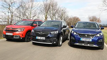 Citroën C5 Aircross PureTech 180/Opel Grandland X 1.6 Direct Injection Turbo/Peugeot 3008 PureTech 180 - Foto: Daniela Loof Citroën C5 Aircross PureTech 180/Opel Grandland X 1.6 Direct Injection Turbo/Peugeot 3008 PureTech 180 - Foto: Daniela Loof