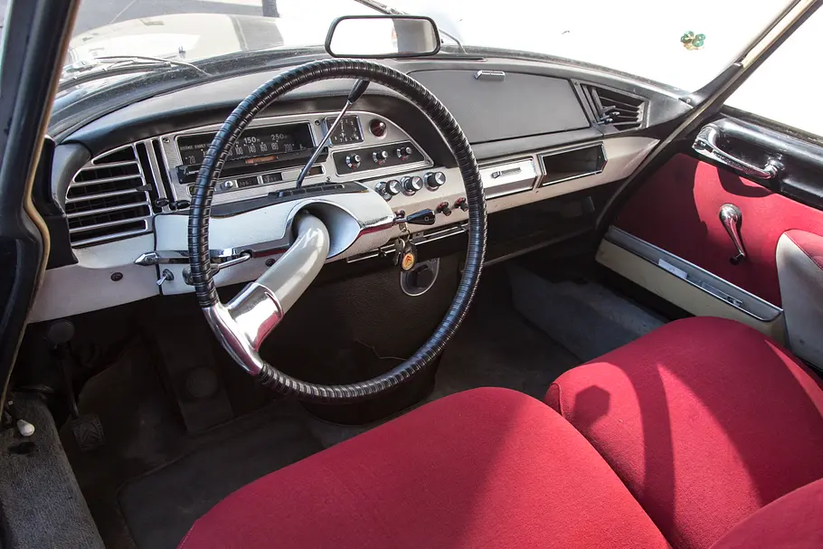 Citroen DS/ID Kaufberatung Ratgeber Classic Cars Bilder Cockpit