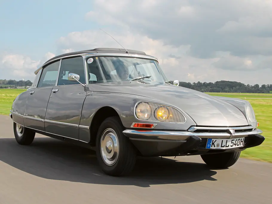 Ford Granada vs. Citroen DS 23 Pallas und Renault 16 TX: 70er Limousinen-Test Citroen DS Pallas Limousine Vergleichstest