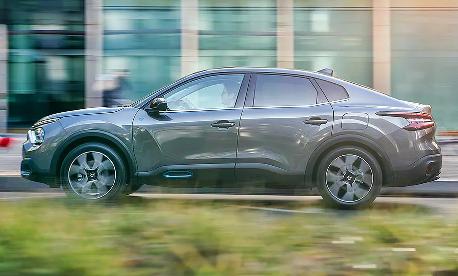 Citroën ë-C4 X (2023)