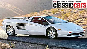 Cizeta-Moroder V16T statisch von schräg vorne fotografiert. - Foto: RM Sotheby’s Cizeta-Moroder V16T statisch von schräg vorne fotografiert. - Foto: RM Sotheby’s