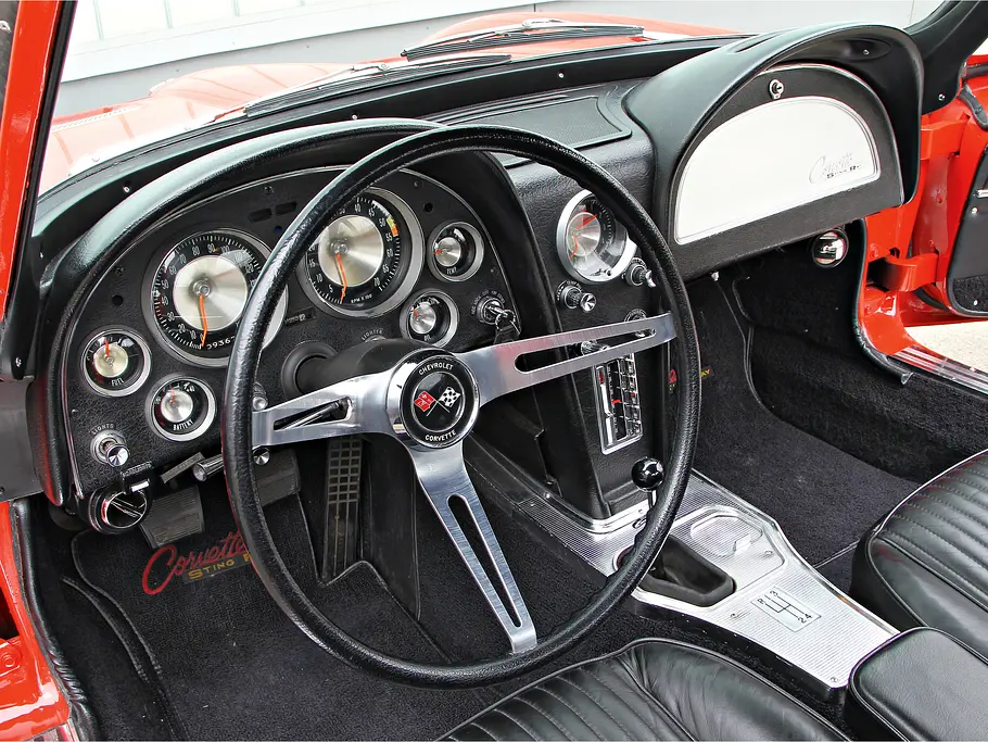 Classic Cars Vergleich Bilder Chevrolet Corvette Sting Ray 1963 Cockpit