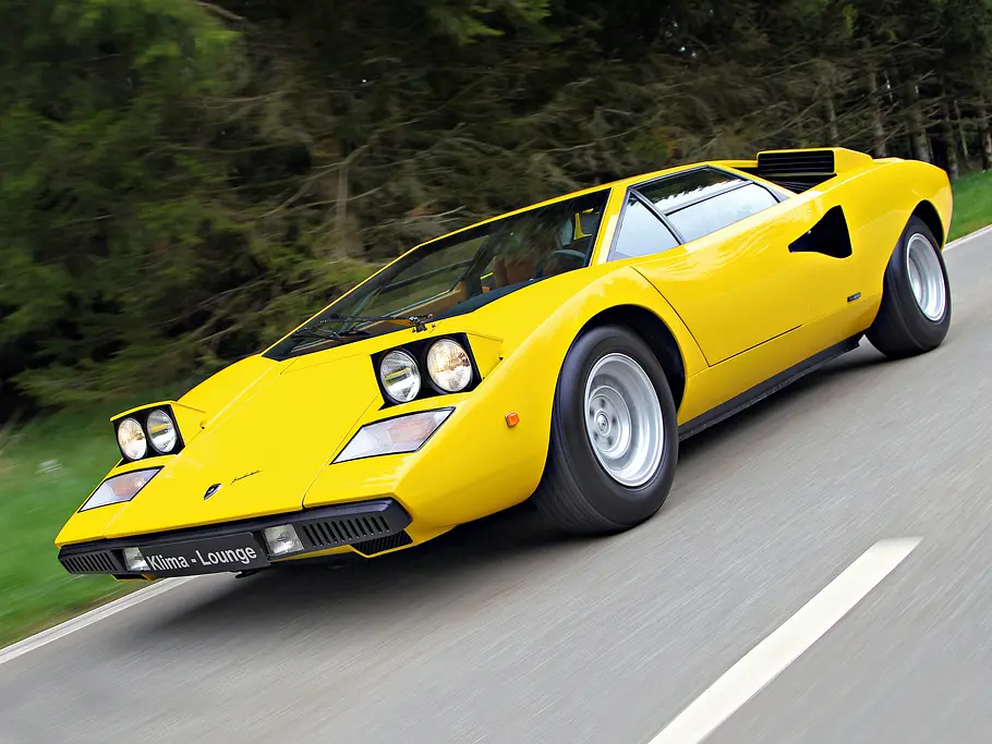 Classic Cars Vergleich Bilder Lamborghini Countach LP400 1975 Außenspiegel