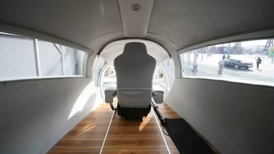 Die Fahrerkabine des Colani SuperTruck/InnoTruck von innen