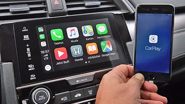 Honda Civic: Connectivity - Foto: Zbigniew Mazar