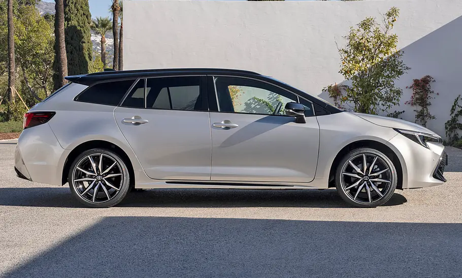 Toyota Corolla Touring Sports 2.0 Hybrid (2023)