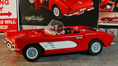 Chevrolet Corvette C1 aus Lego - Foto: AUTO ZEITUNG