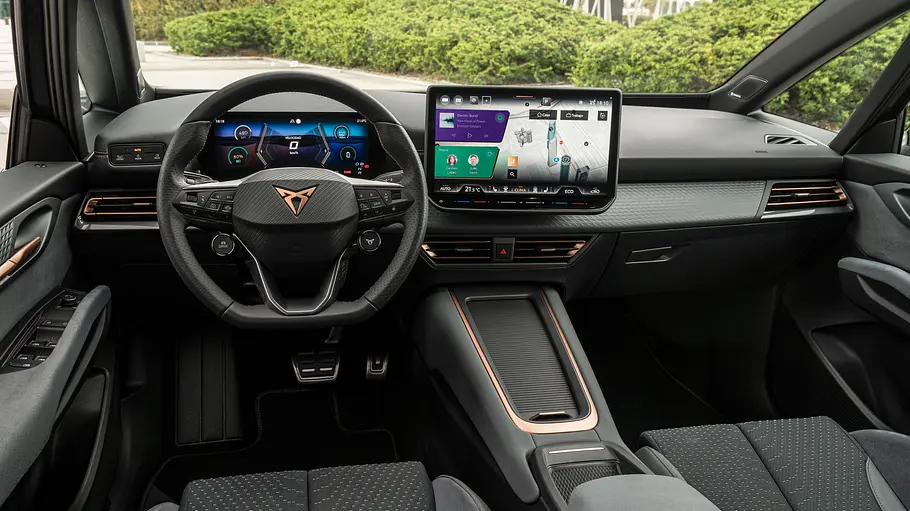 Cupra Born Facelift 2026 Die Innenaufnahme zeigt das Cockpit des Cupra Born (2026).