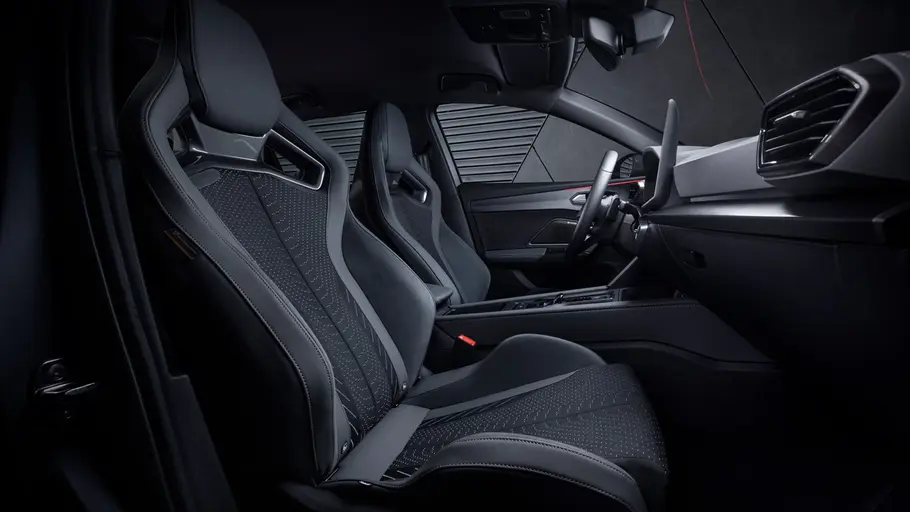 Die Sportsitze des Cupra Leon VZ.