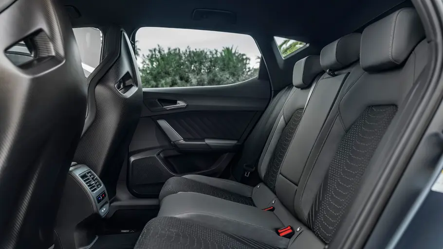 Die Rücksitzbank im Cupra Leon VZ.