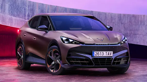 Blick von schräg vorne auf den Cupra Tavascan (2026). - Foto: Cupra Blick von schräg vorne auf den Cupra Tavascan (2026). - Foto: Cupra
