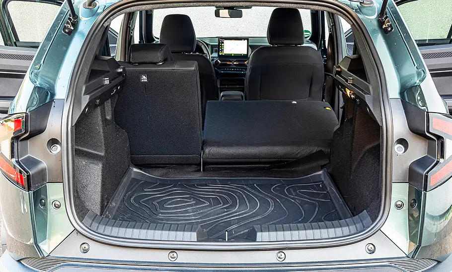 Dacia Duster Hybrid 140; Innenraum; Interieur; Innenansicht; Kofferraum