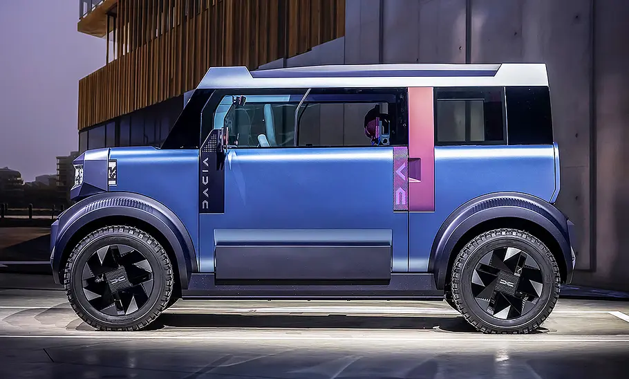 Blick von der Seite auf das Dacia Hipster Concept (2025).