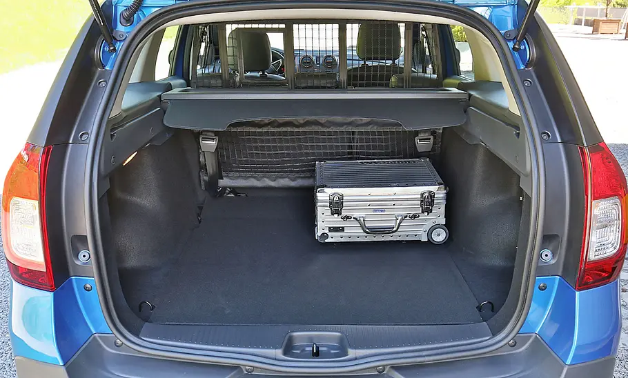 Neuer Dacia Logan MCV Stepway (2017) Neuer Dacia Logan MCV Stepway (2017)