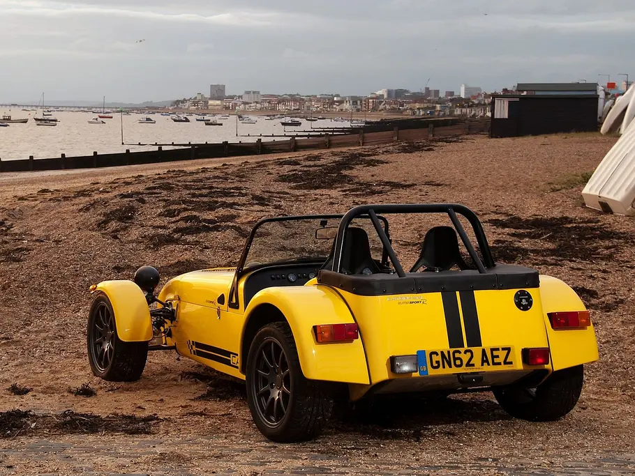 Caterham Supersport R Sportwagen Roadster Gewicht 1000 Kilo Leichtbau Zweisitzer Caterham Supersport R