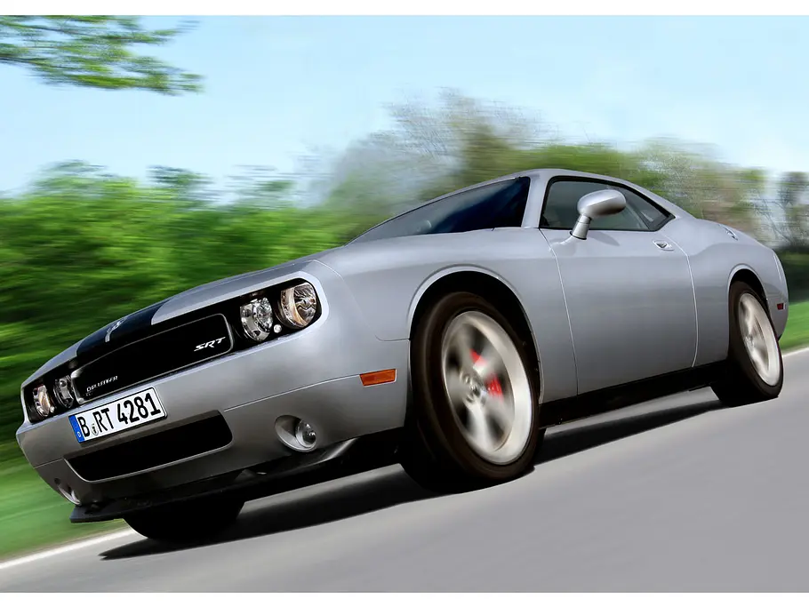 So fährt sich der Challenger SRT8 Dodge Challenger SRT8