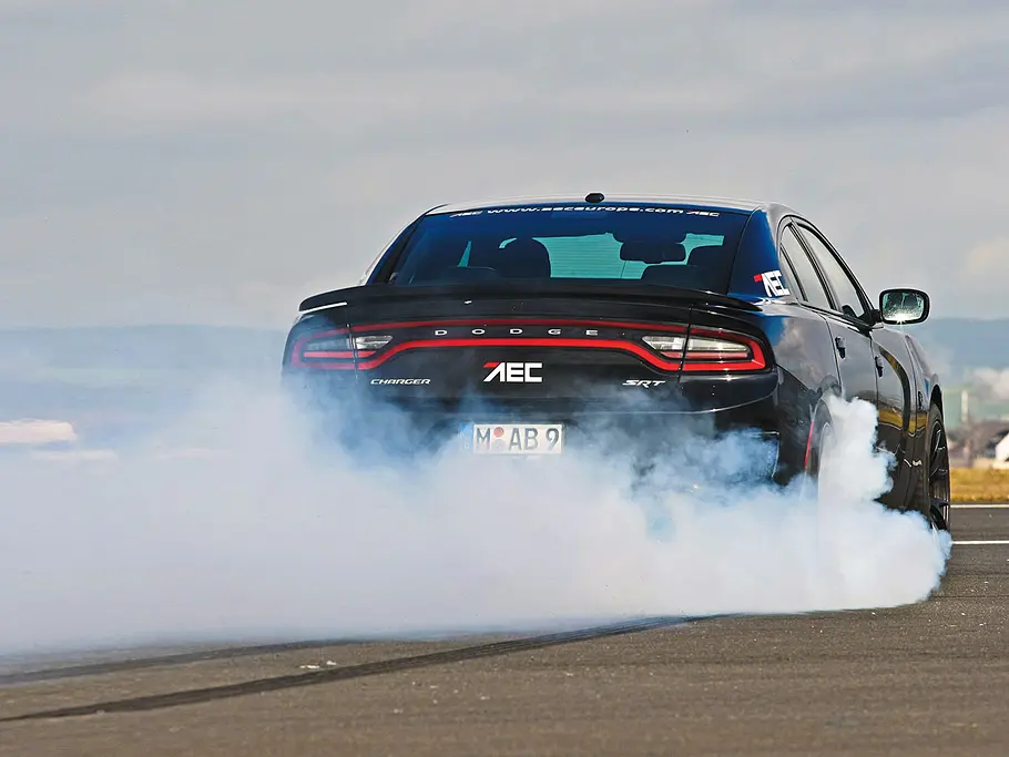 Dodge Charger SRT Hellcat (2016) im Test