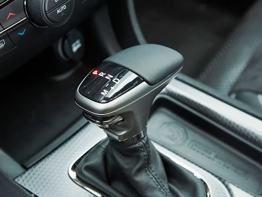 Dodge Charger SRT Hellcat (2016) im Test