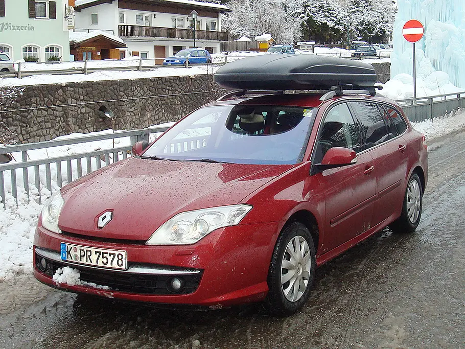 Renault Laguna Grandtour 2.0 dCi - Frontansicht