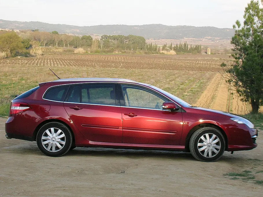 Renault Laguna Grandtour 2.0 dCi - Seitenansicht